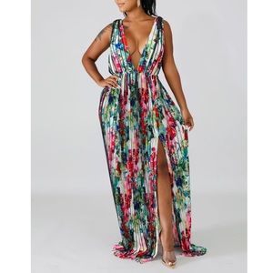 Floral Pleated Maxi Dress